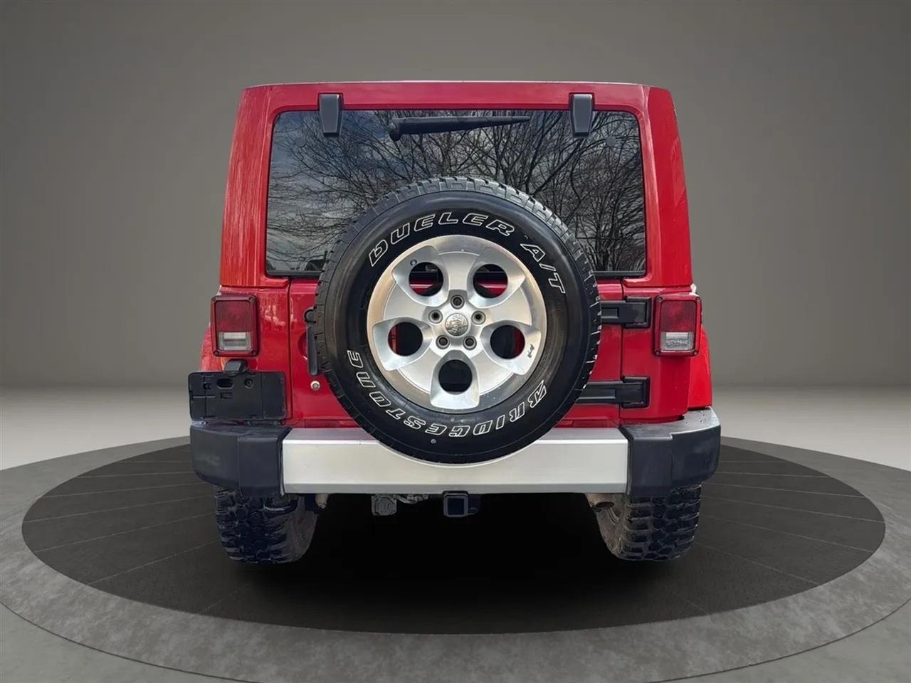 Jeep Wrangler Unlimited Sahara 4WD 2014