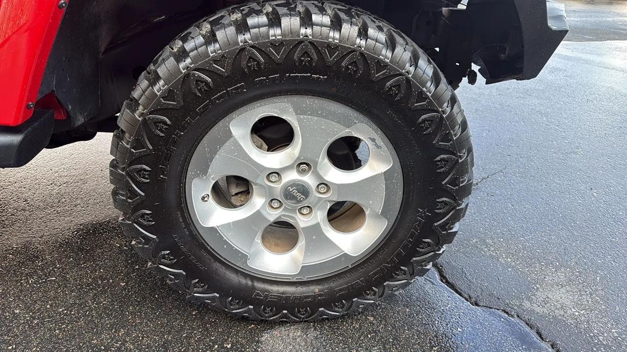 Jeep Wrangler Unlimited Sahara 4WD 2014