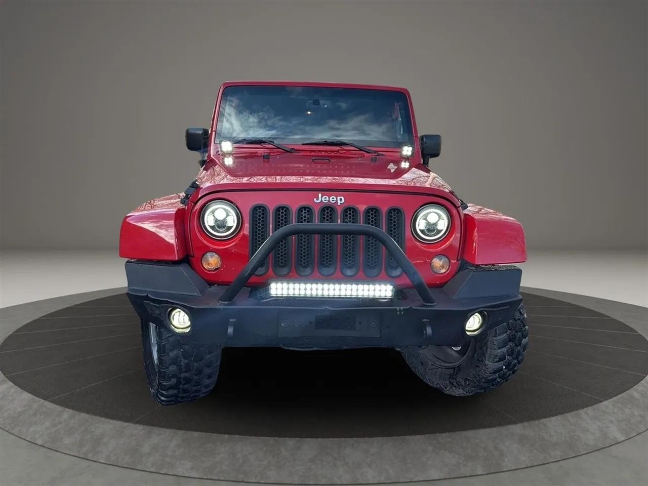 Jeep Wrangler Unlimited Sahara 4WD 2014