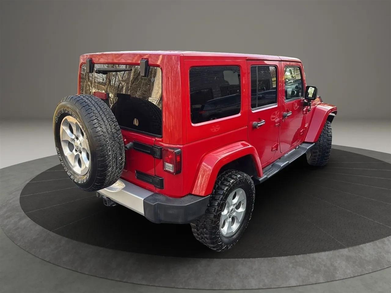 Jeep Wrangler Unlimited Sahara 4WD 2014
