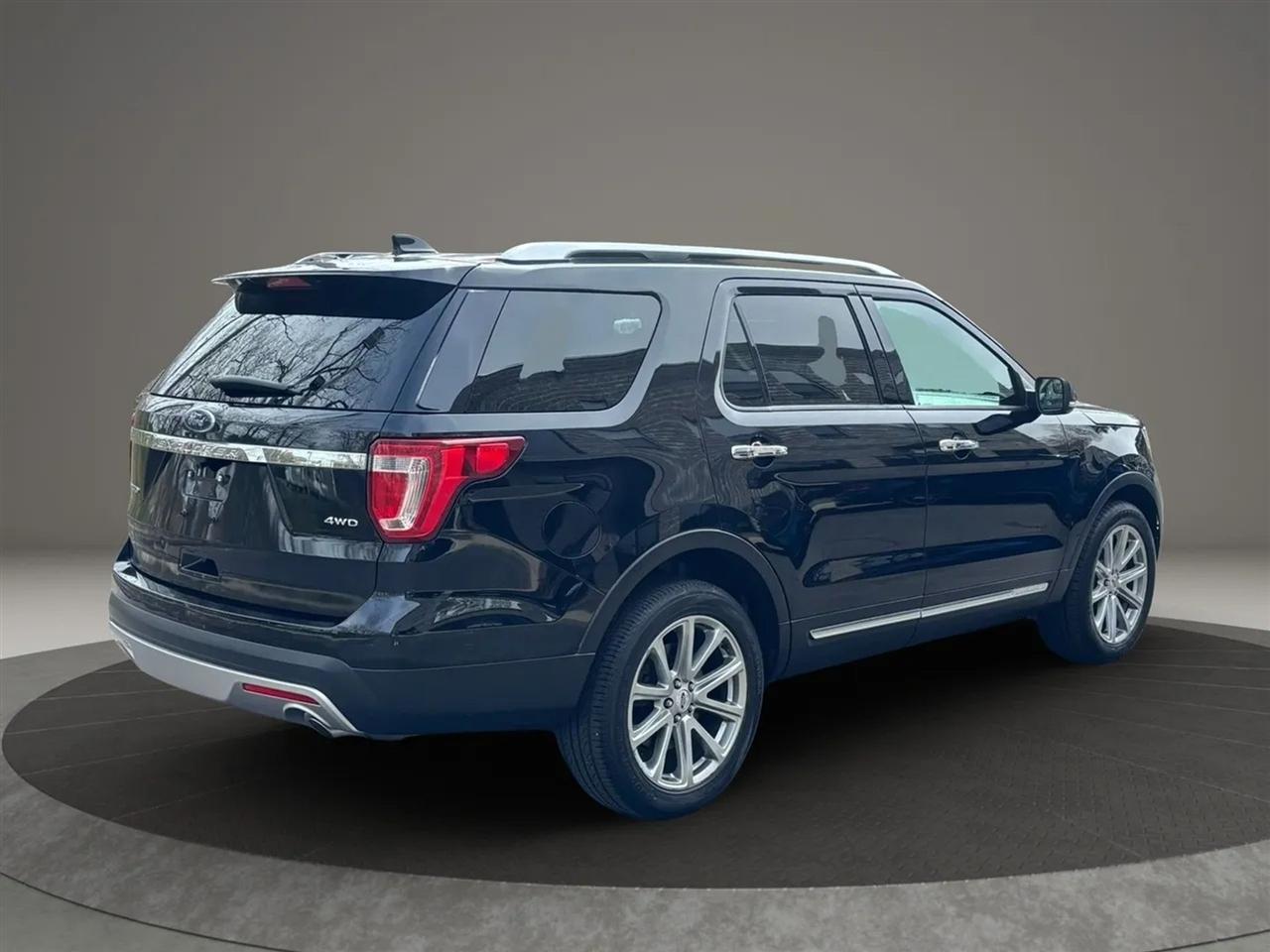 Ford Explorer Limited 4WD 2016