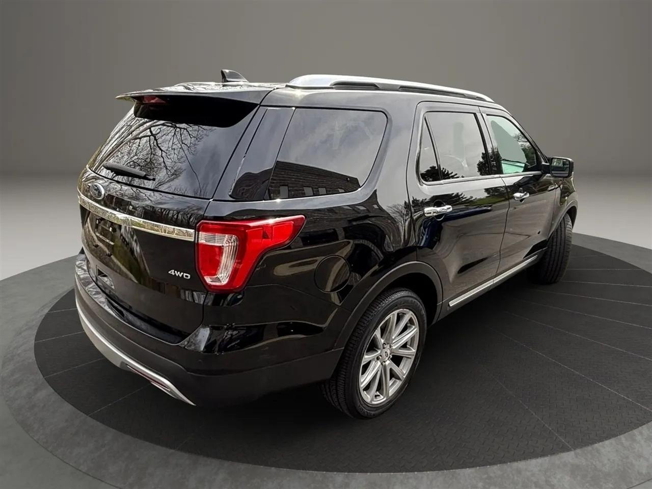 Ford Explorer Limited 4WD 2016