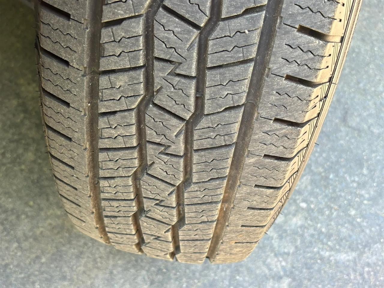 Jeep Cherokee Sport 4-Door 4WD 2000