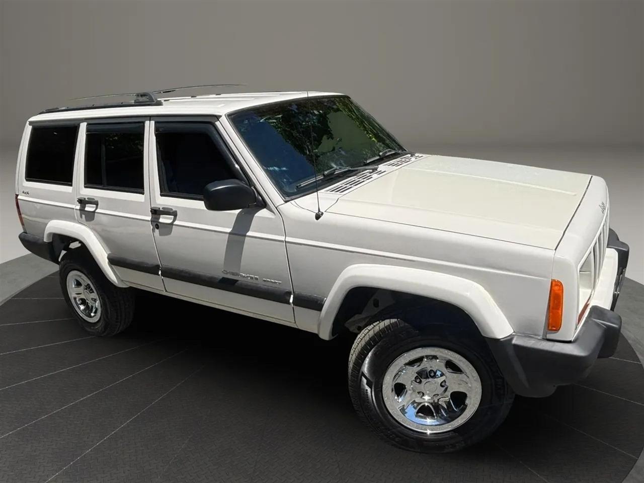 Jeep Cherokee Sport 4-Door 4WD 2000