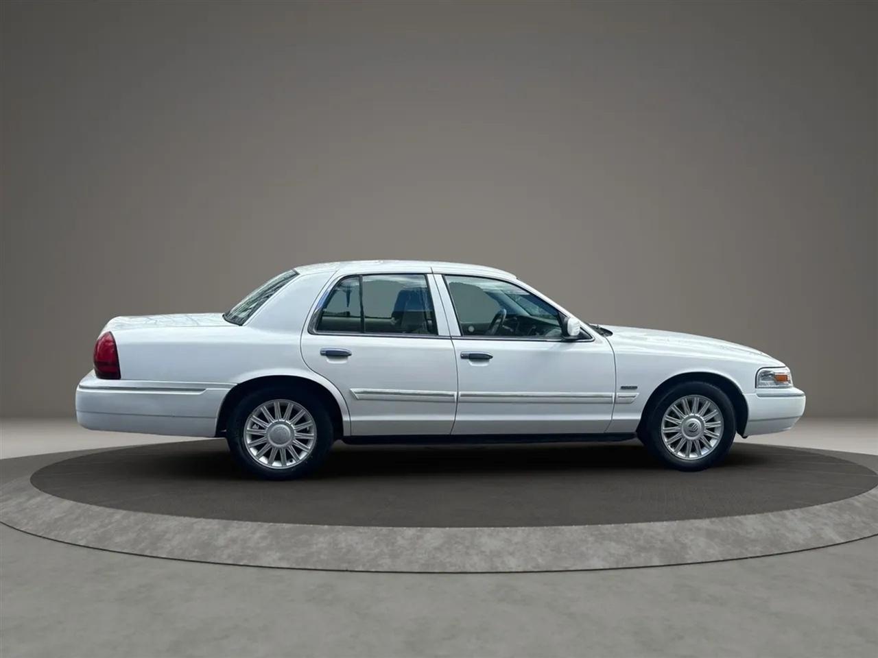 Mercury Grand Marquis LS 2009