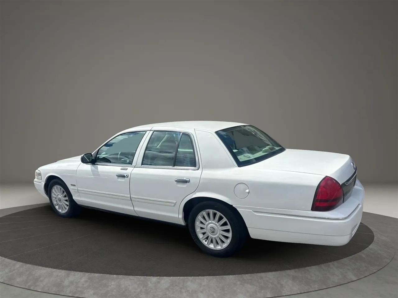 Mercury Grand Marquis LS 2009