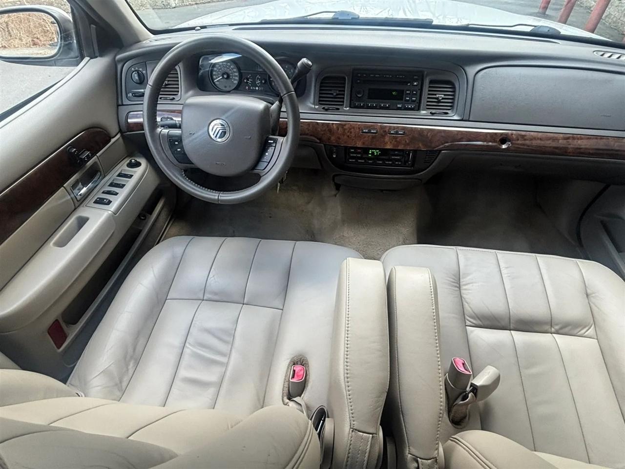 Mercury Grand Marquis LS 2009
