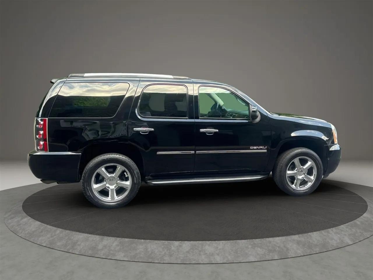 GMC Yukon Denali 4WD 2014