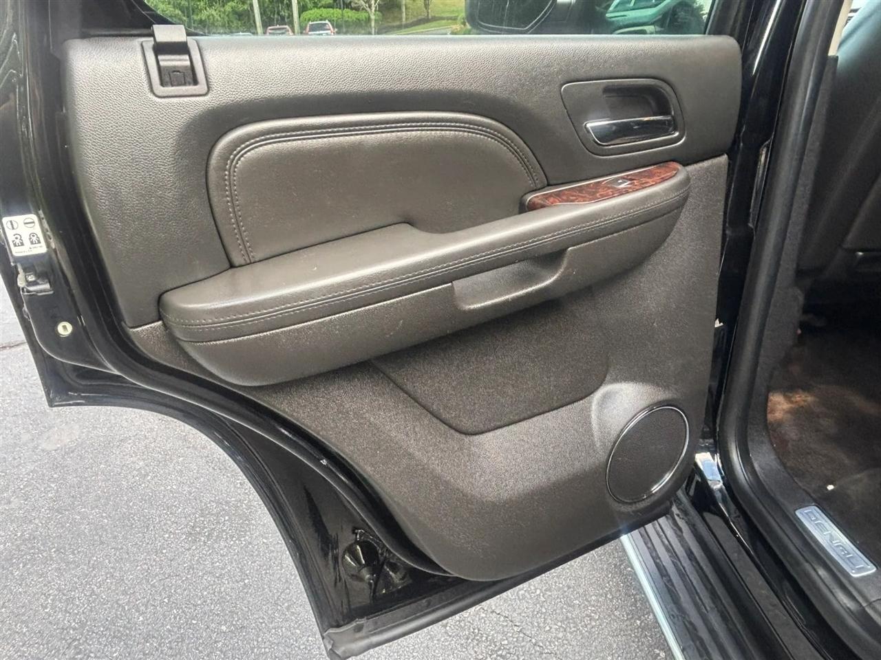 GMC Yukon Denali 4WD 2014