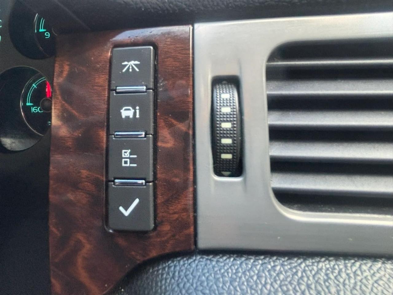 GMC Yukon Denali 4WD 2014