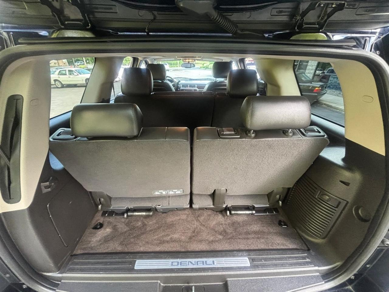 GMC Yukon Denali 4WD 2014