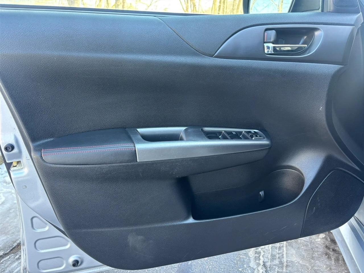 Subaru Impreza WRX 5-Door 2013