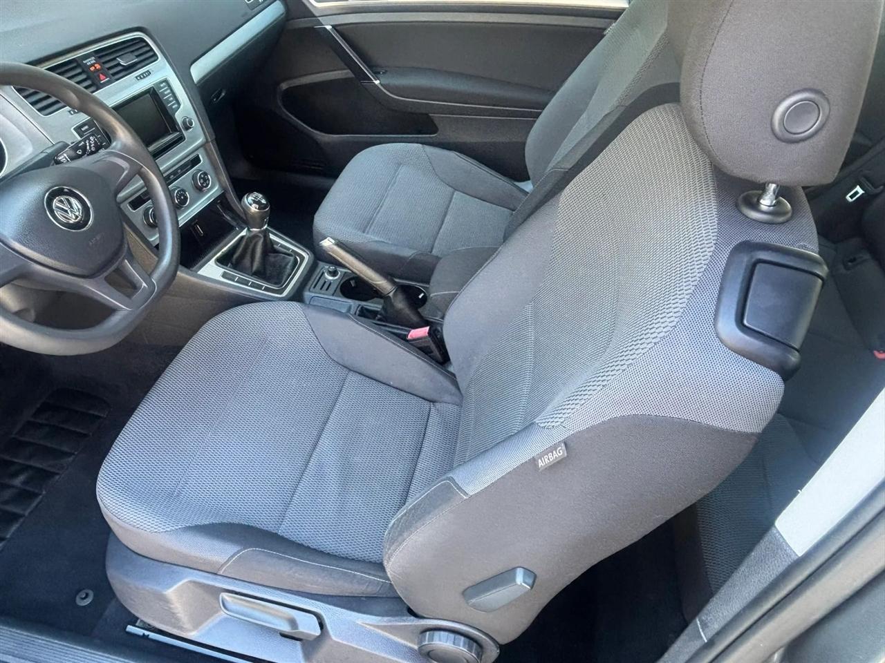 Volkswagen Golf TSI S 5M 2015