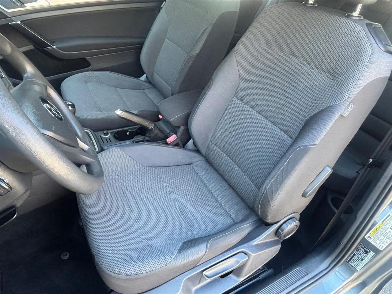 Volkswagen Golf TSI S 5M 2015