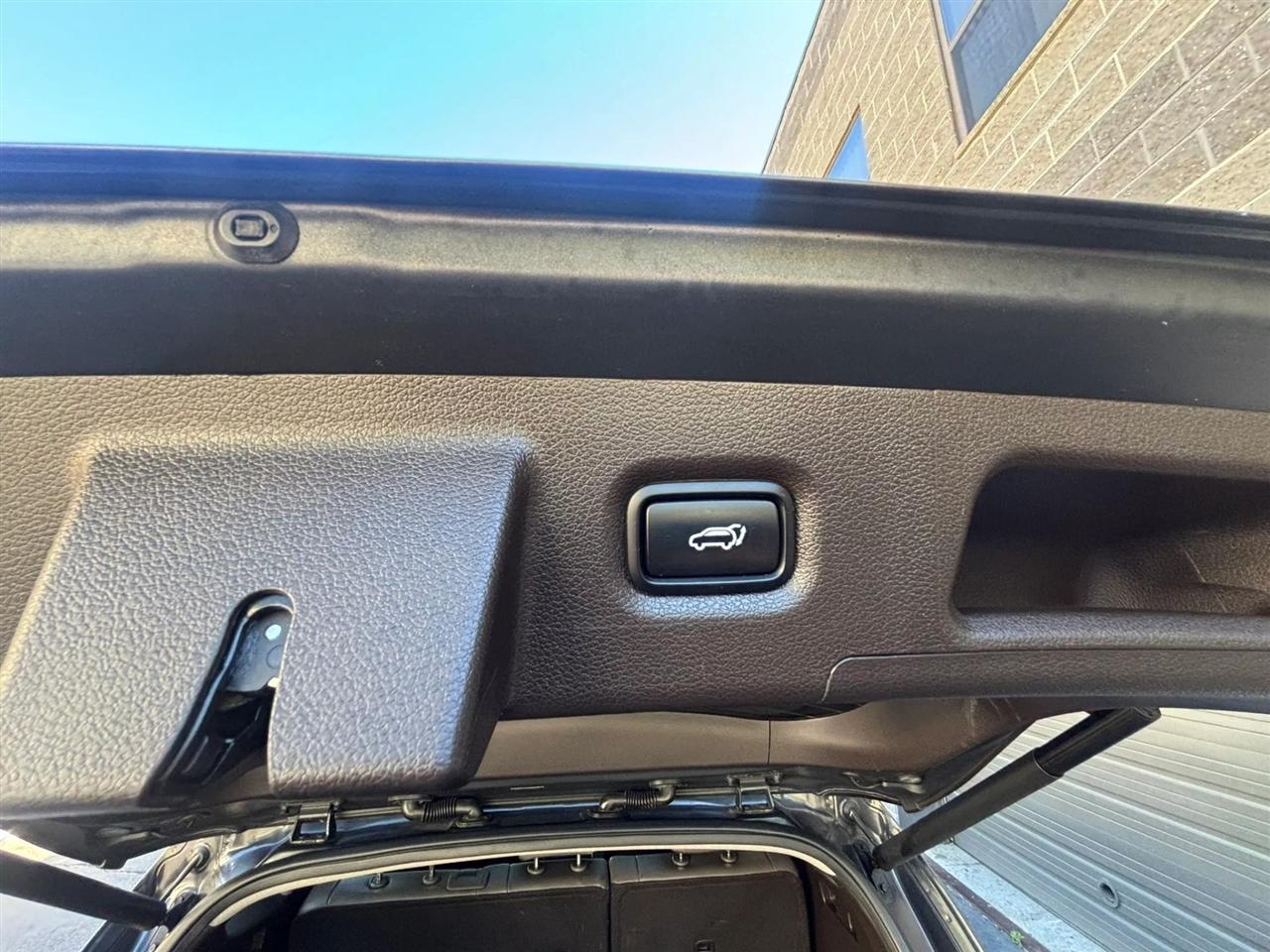 Hyundai Santa Fe SEL 2.0T AWD w/Convenience and Premium Packages 2020