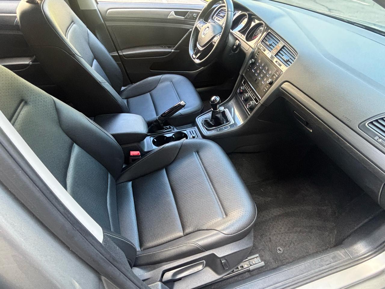 Volkswagen Golf TSI S 5M 2018