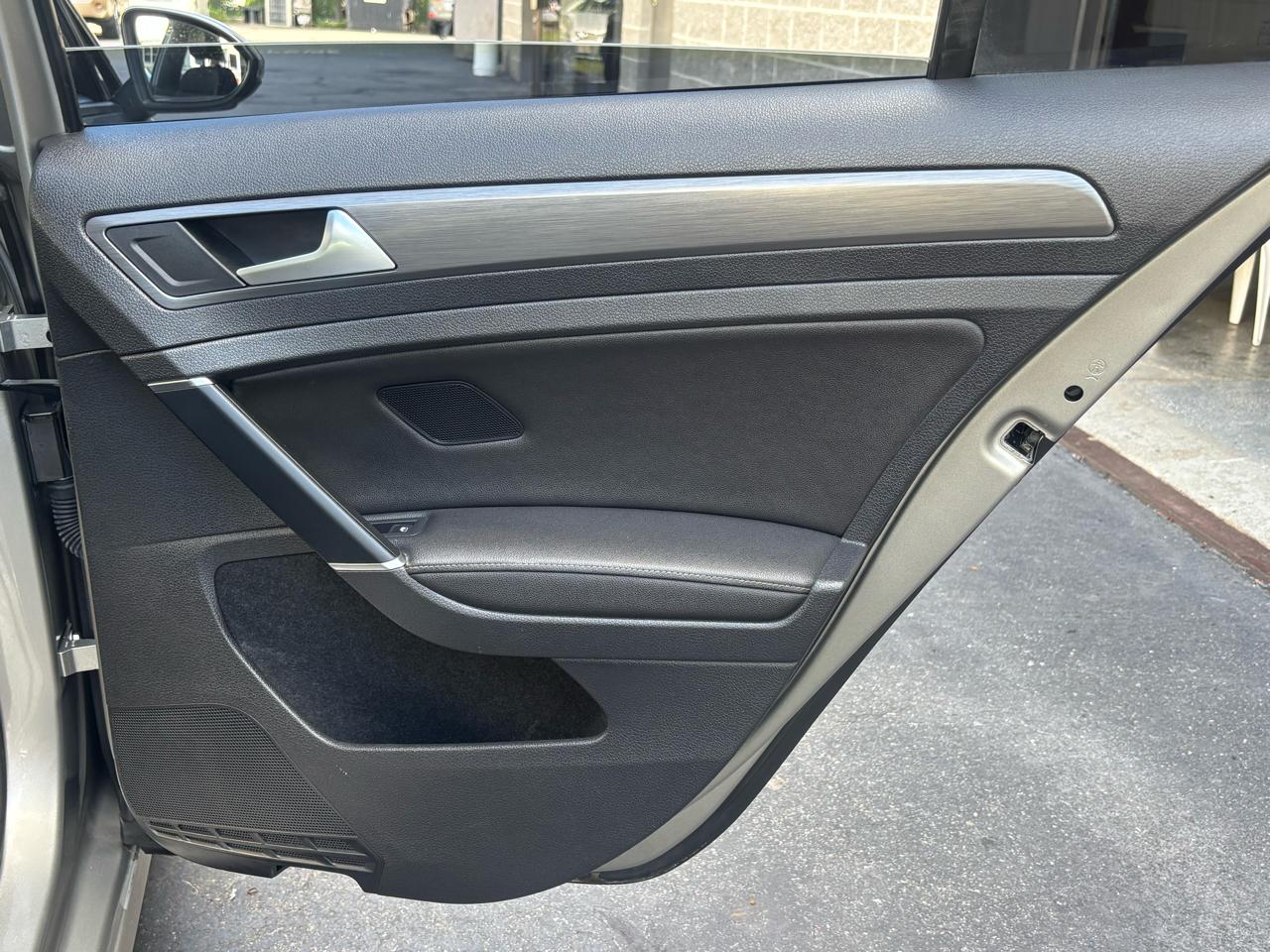 Volkswagen Golf TSI S 5M 2018
