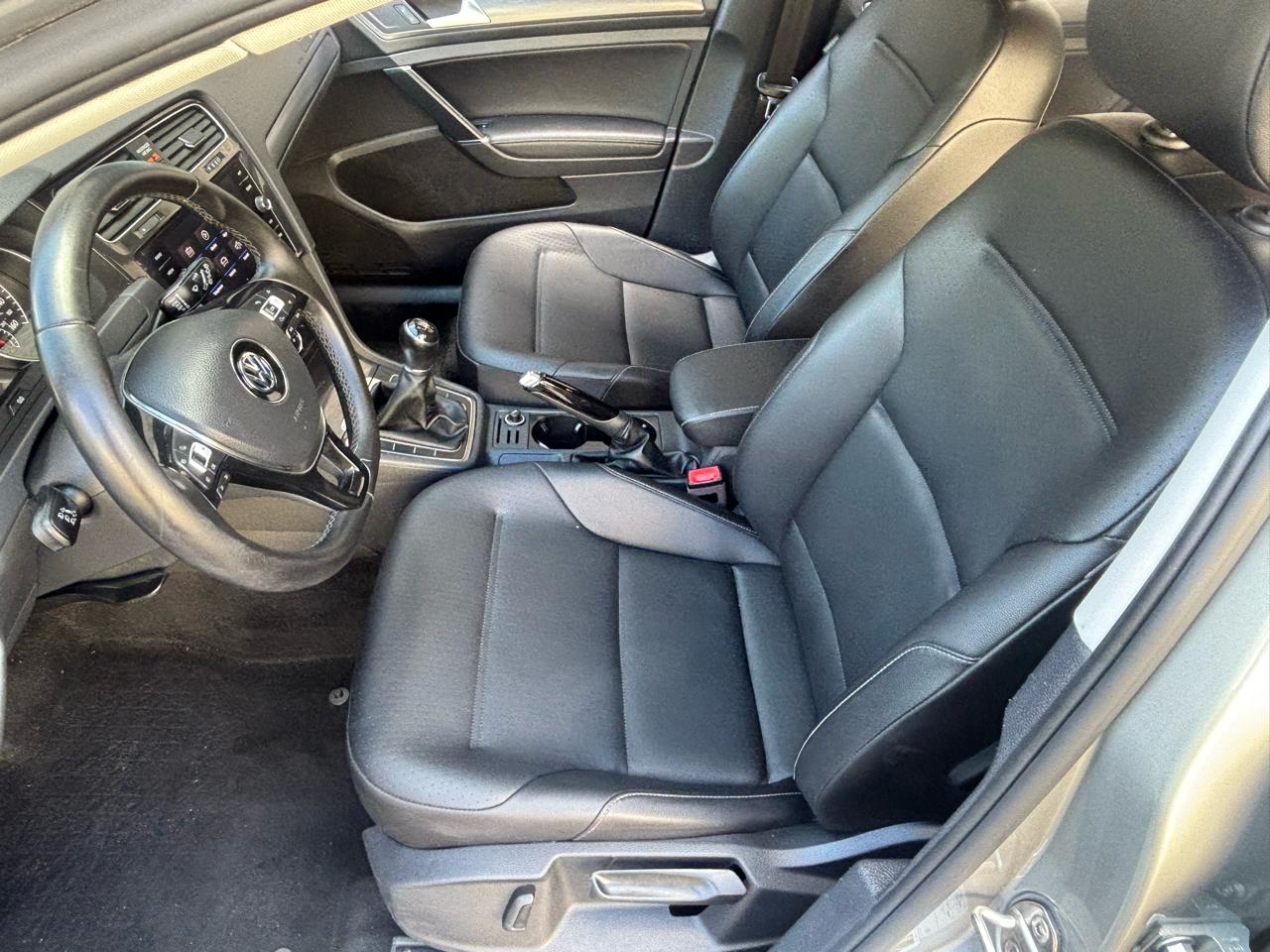 Volkswagen Golf TSI S 5M 2018