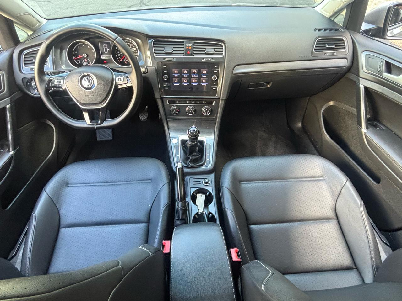 Volkswagen Golf TSI S 5M 2018