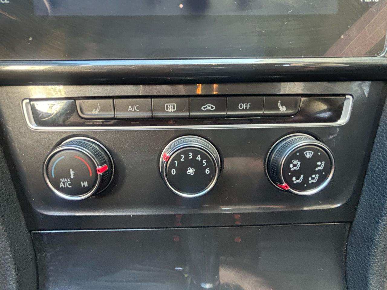 Volkswagen Golf TSI S 5M 2018