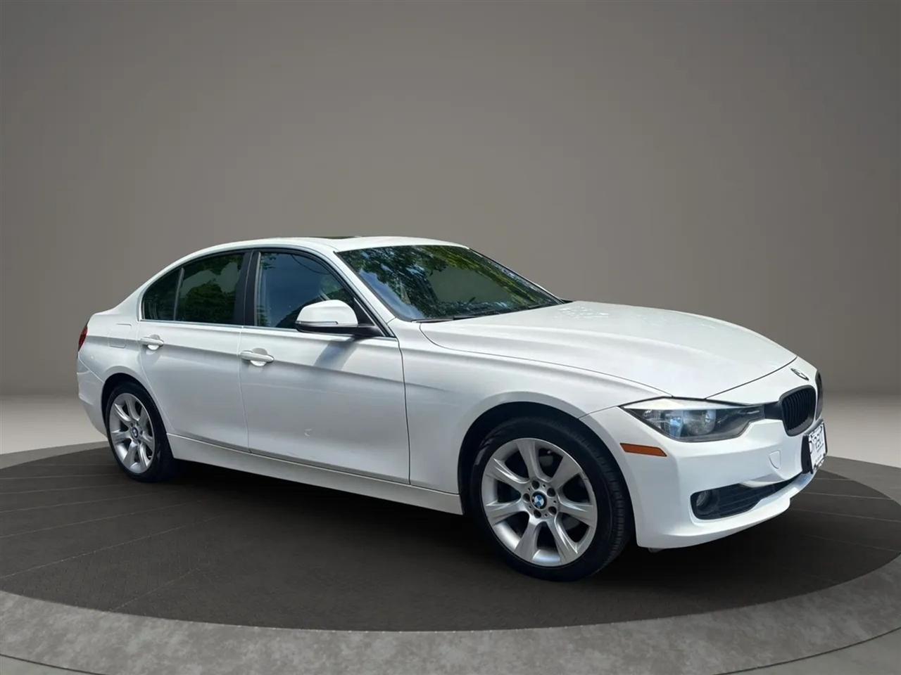 BMW 3-Series 320i xDrive 2015
