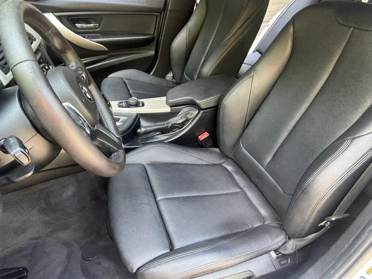 BMW 3-Series 320i xDrive 2015