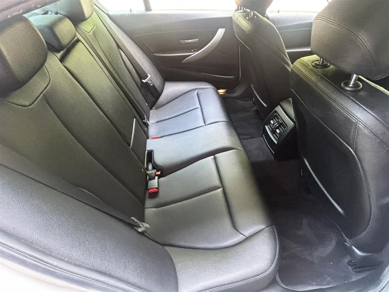 BMW 3-Series 320i xDrive 2015