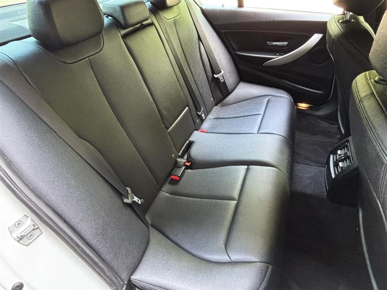 BMW 3-Series 320i xDrive 2015