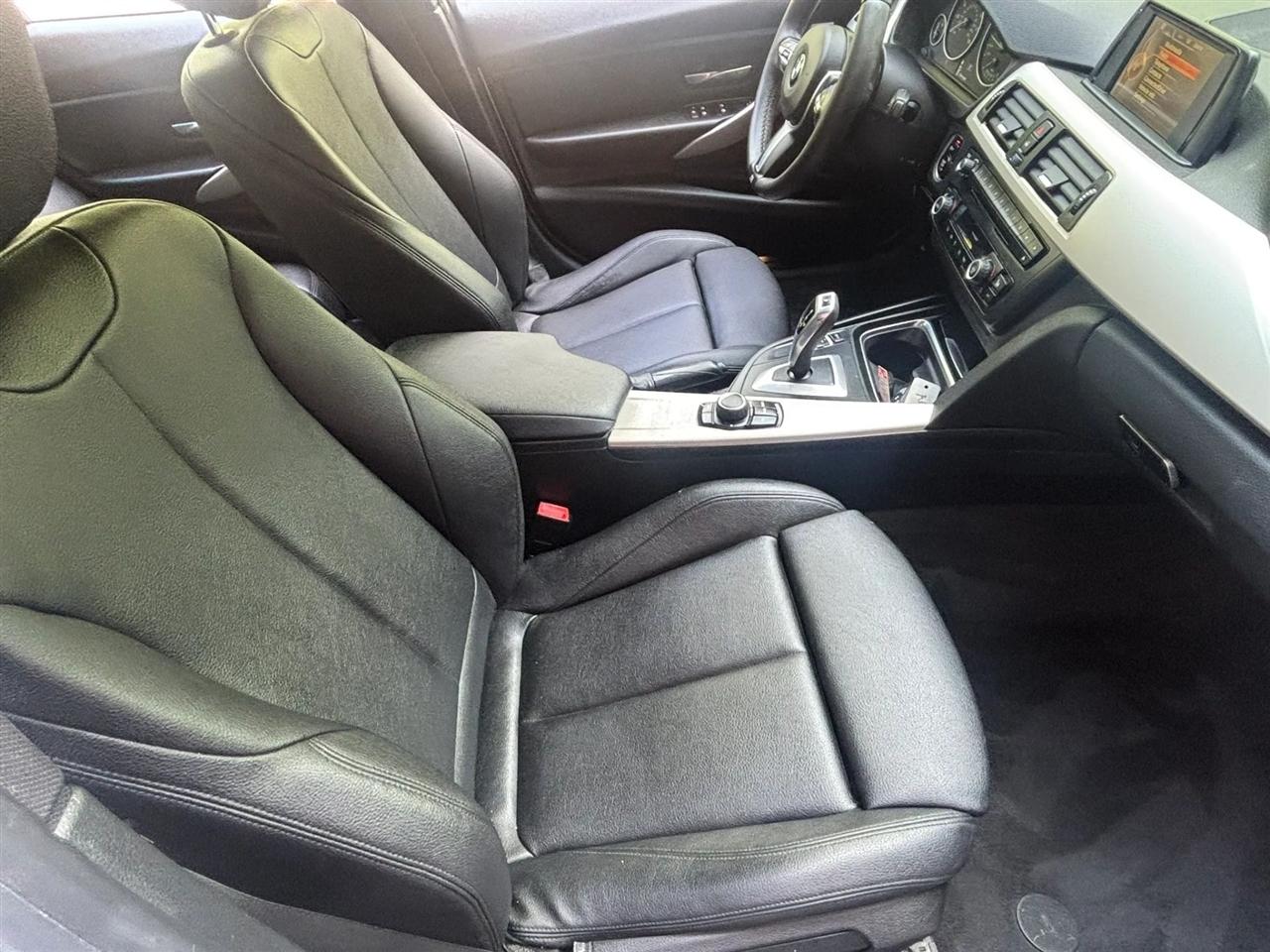 BMW 3-Series 320i xDrive 2015