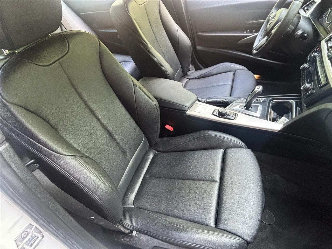 BMW 3-Series 320i xDrive 2015