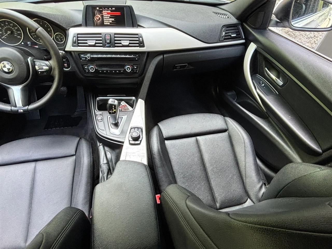 BMW 3-Series 320i xDrive 2015