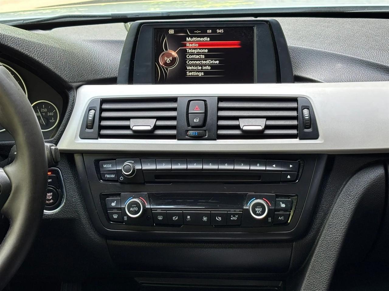 BMW 3-Series 320i xDrive 2015