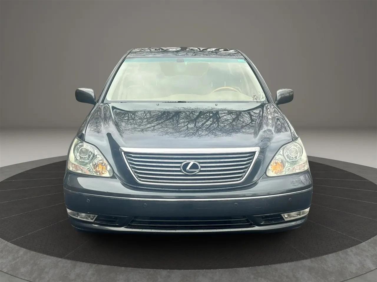 Lexus LS 430 Sedan 2004