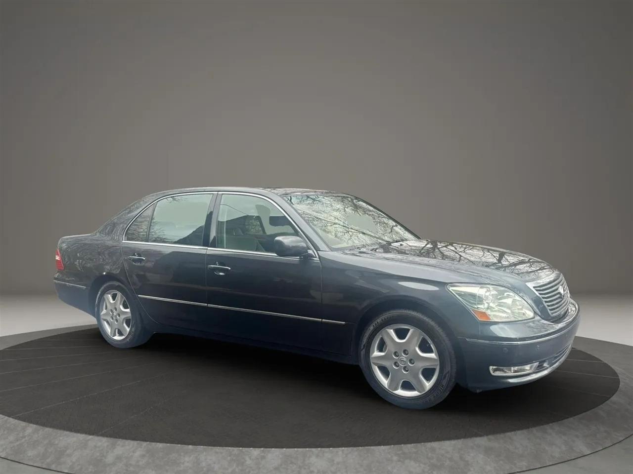 Lexus LS 430 Sedan 2004