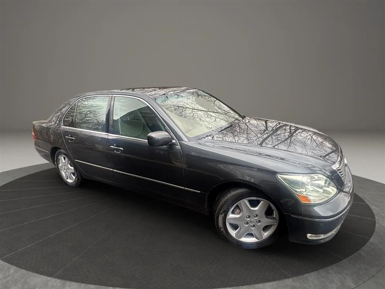 Lexus LS 430 Sedan 2004