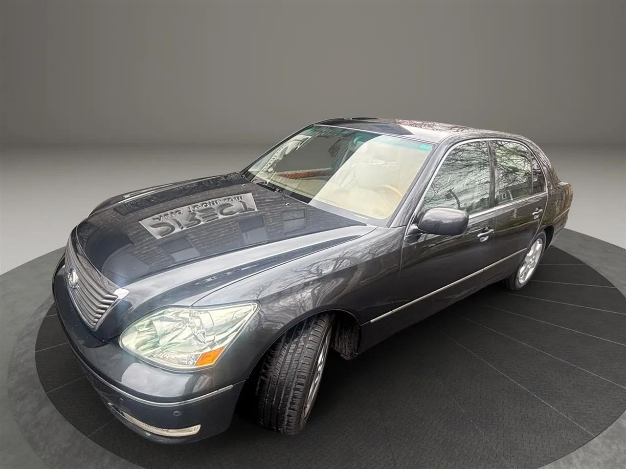 Lexus LS 430 Sedan 2004