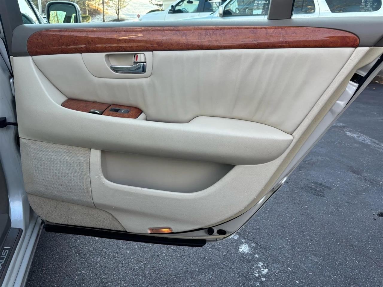 Lexus LS 430 Sedan 2003