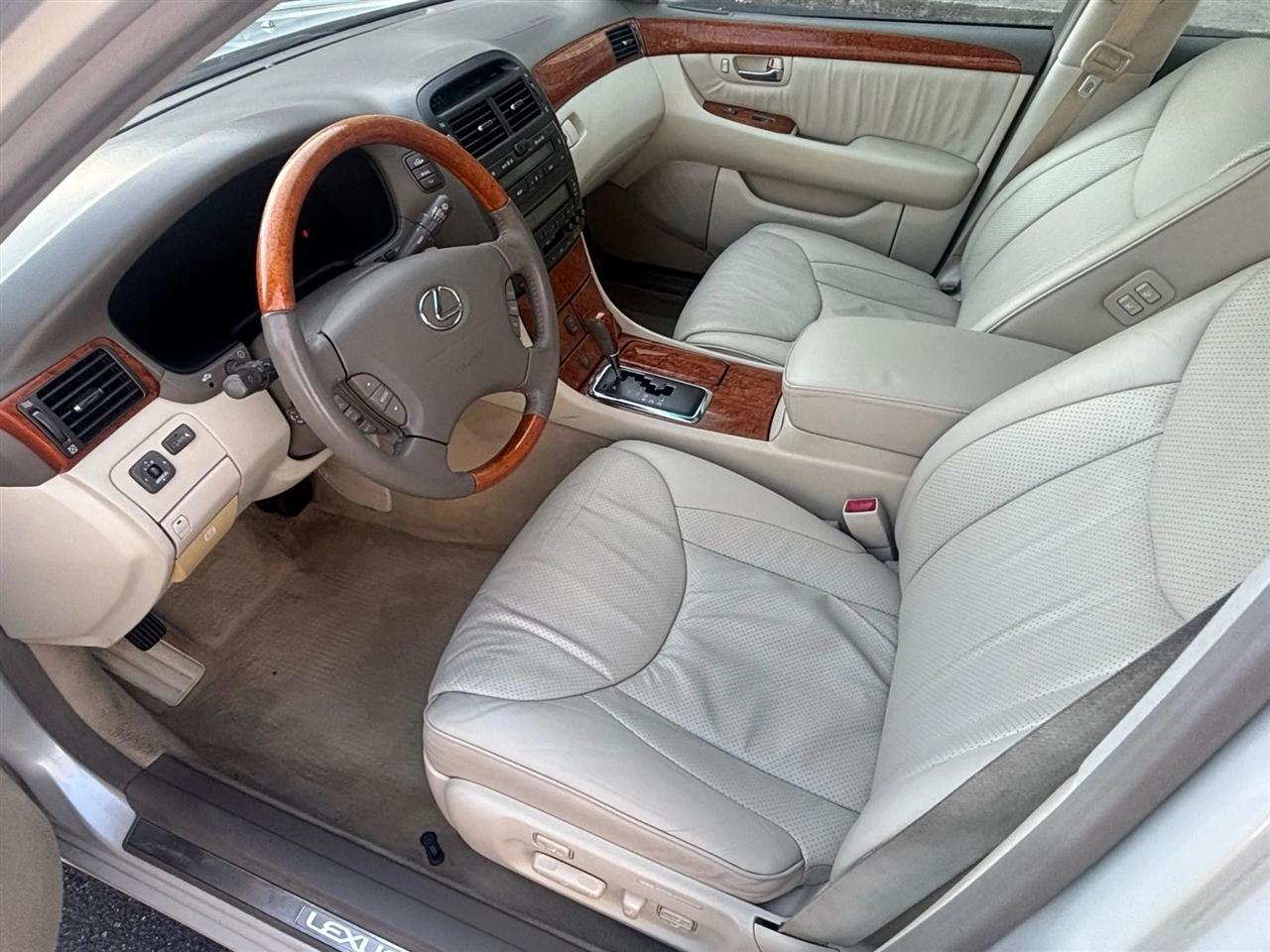 Lexus LS 430 Sedan 2003