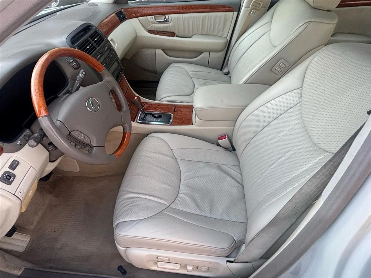 Lexus LS 430 Sedan 2003