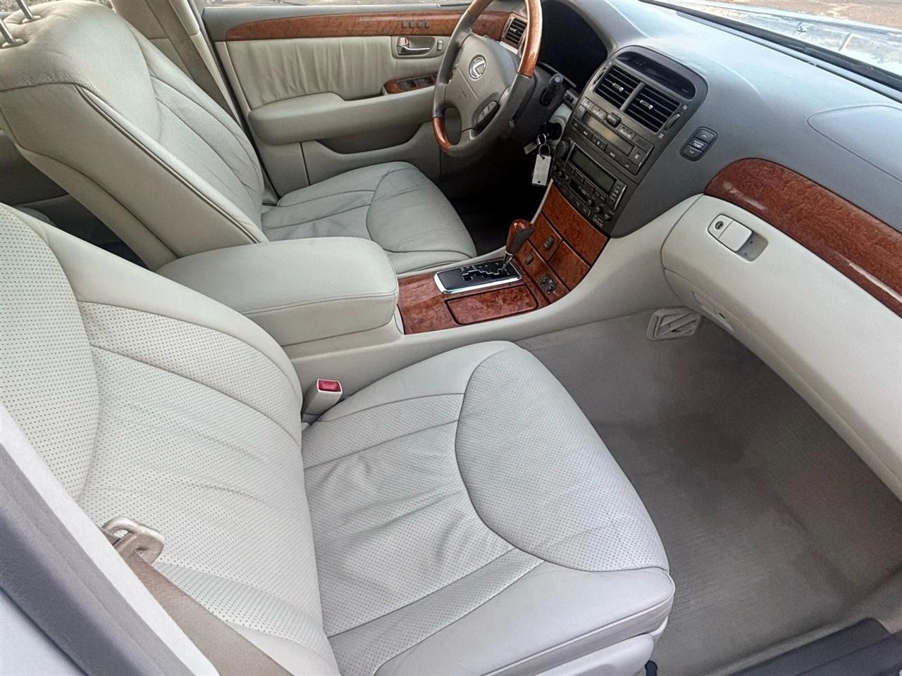 Lexus LS 430 Sedan 2003