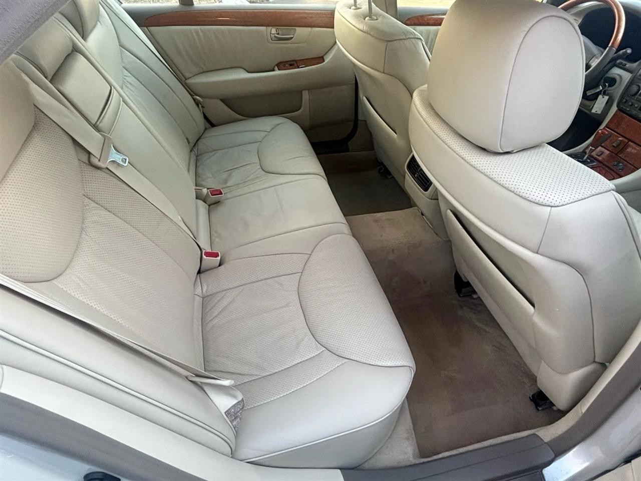 Lexus LS 430 Sedan 2003