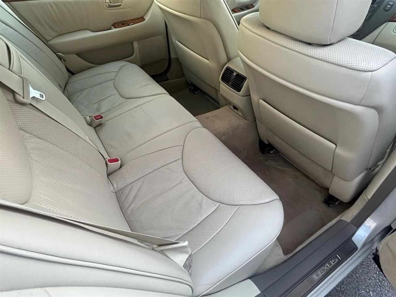 Lexus LS 430 Sedan 2003