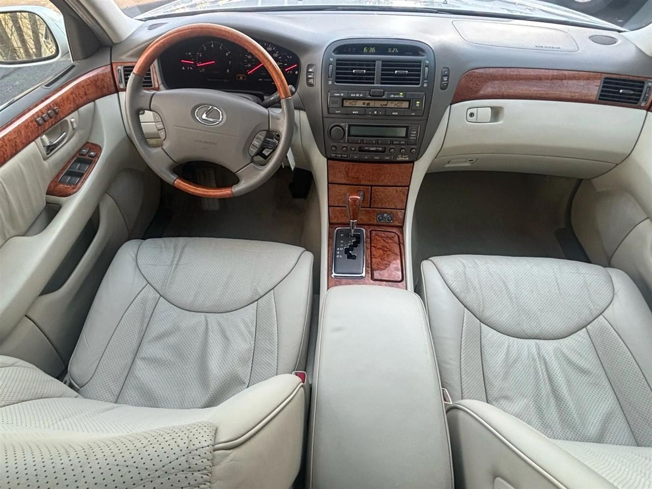 Lexus LS 430 Sedan 2003