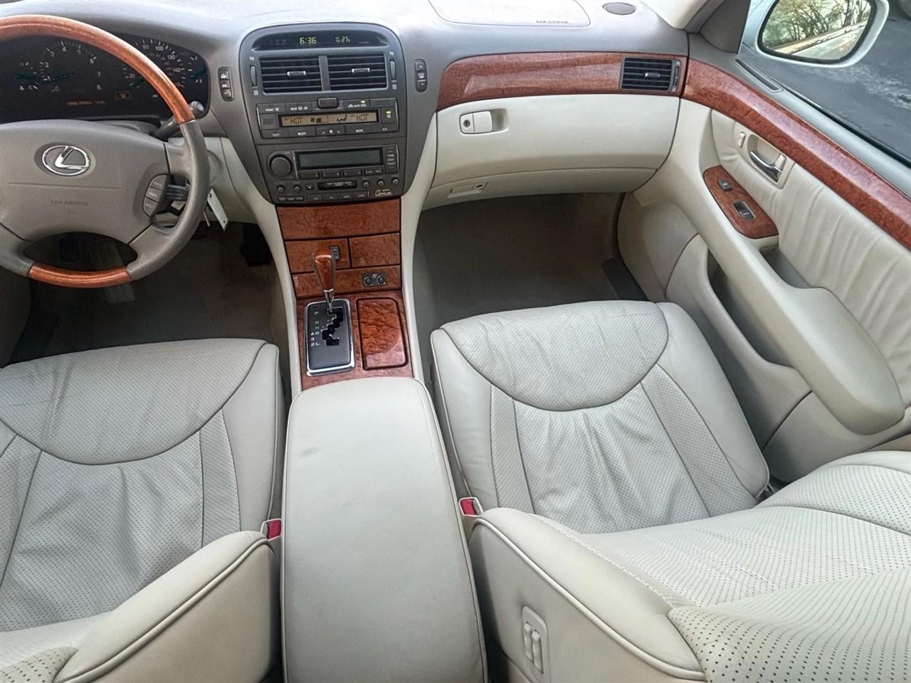Lexus LS 430 Sedan 2003