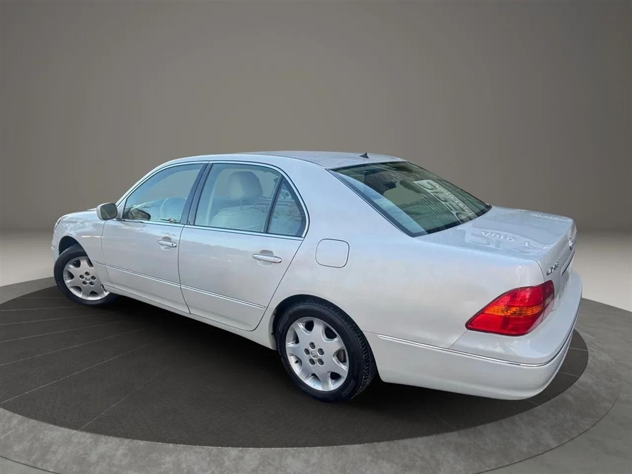 Lexus LS 430 Sedan 2003