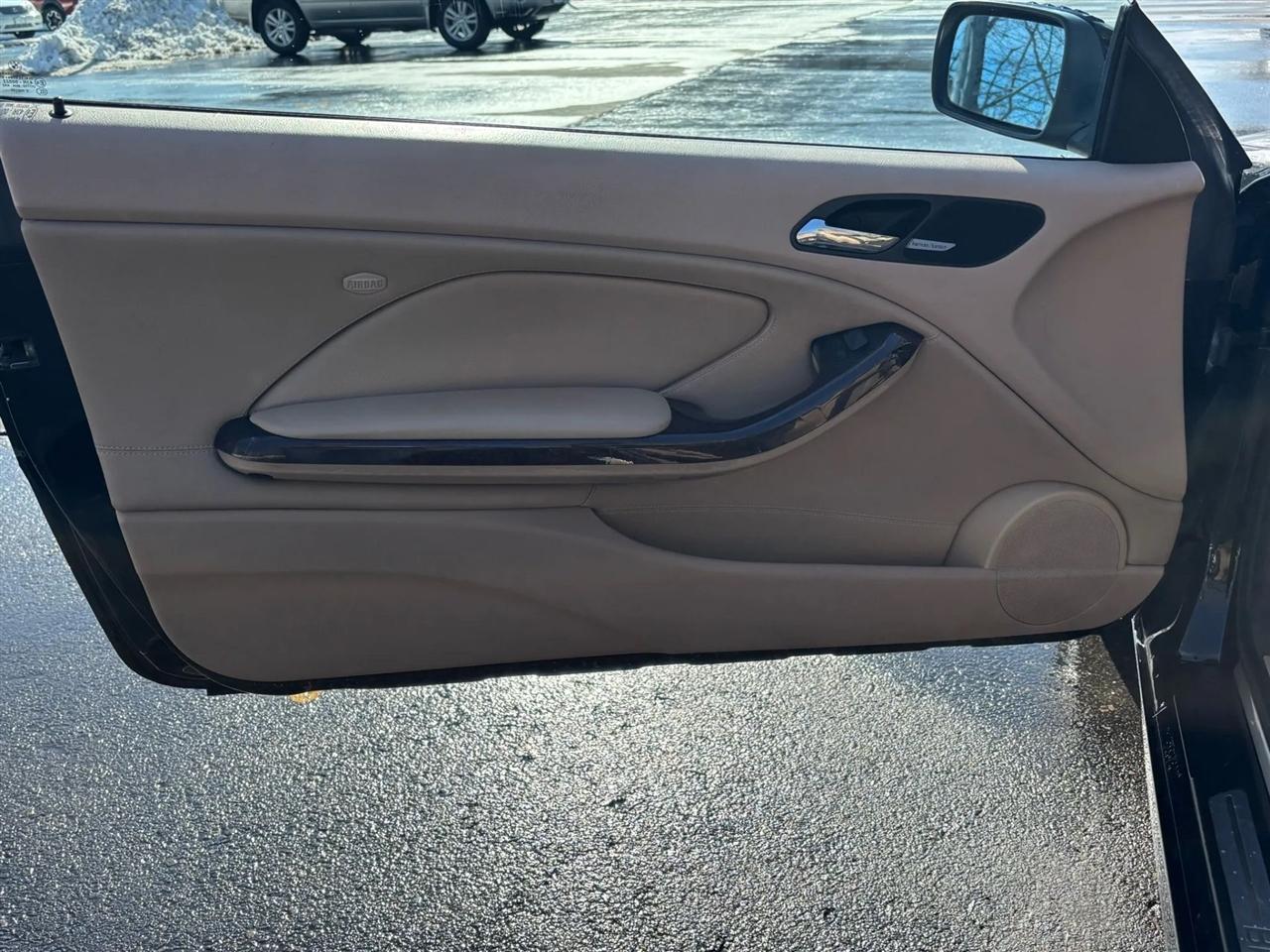 BMW 3-Series 330Ci convertible 2006