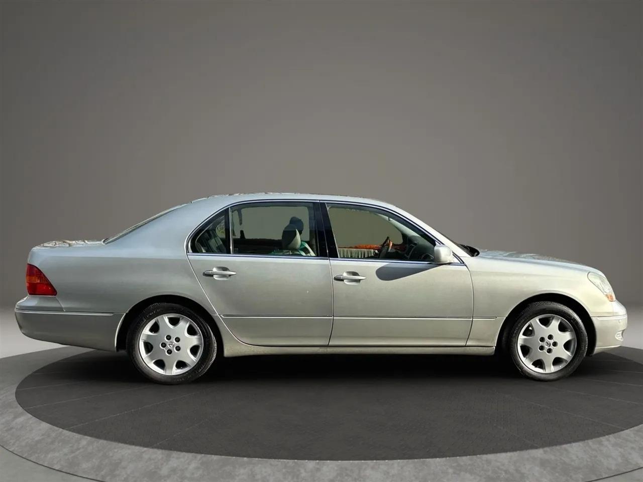 Lexus LS 430 Sedan 2003
