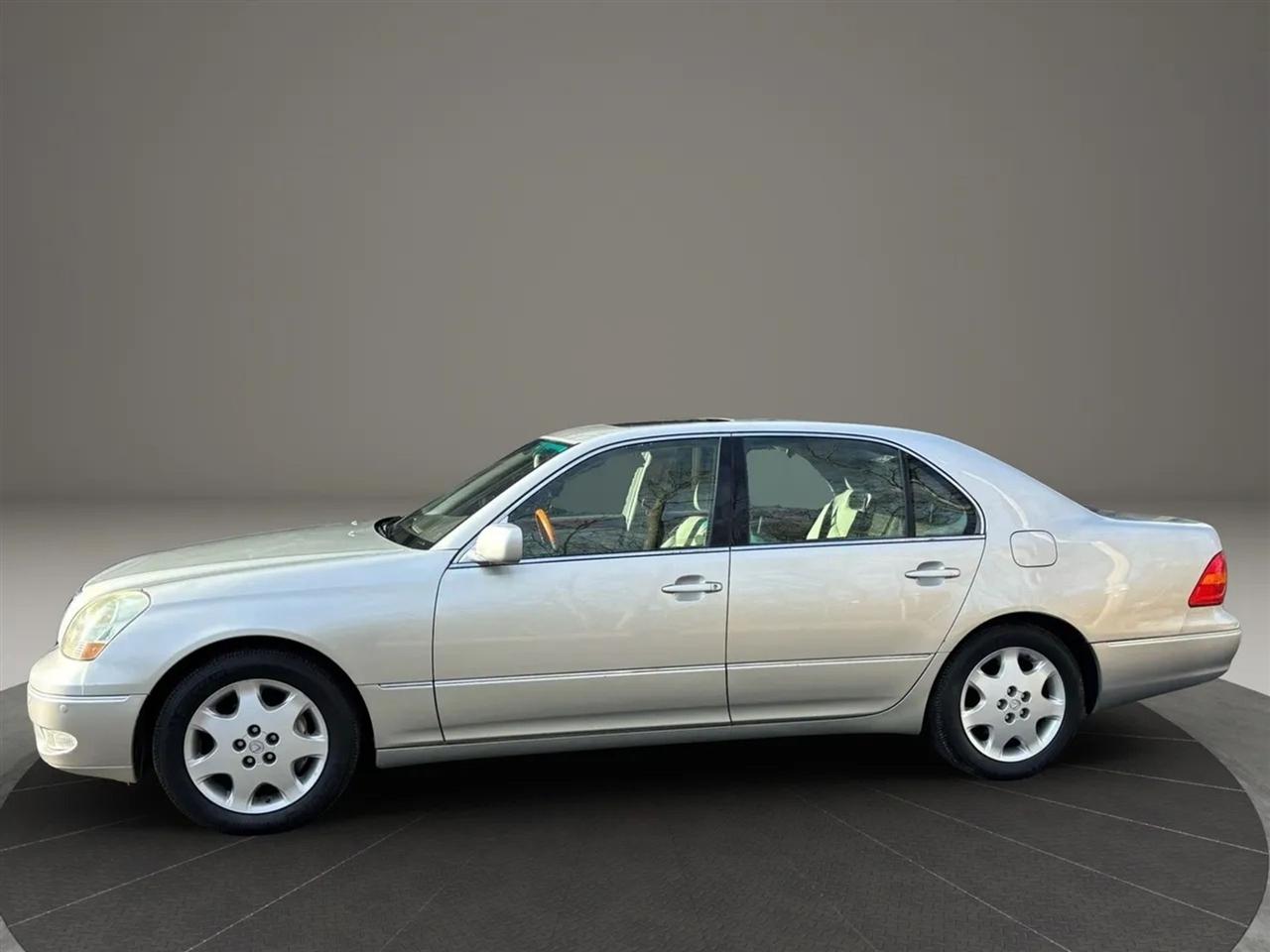 Lexus LS 430 Sedan 2003