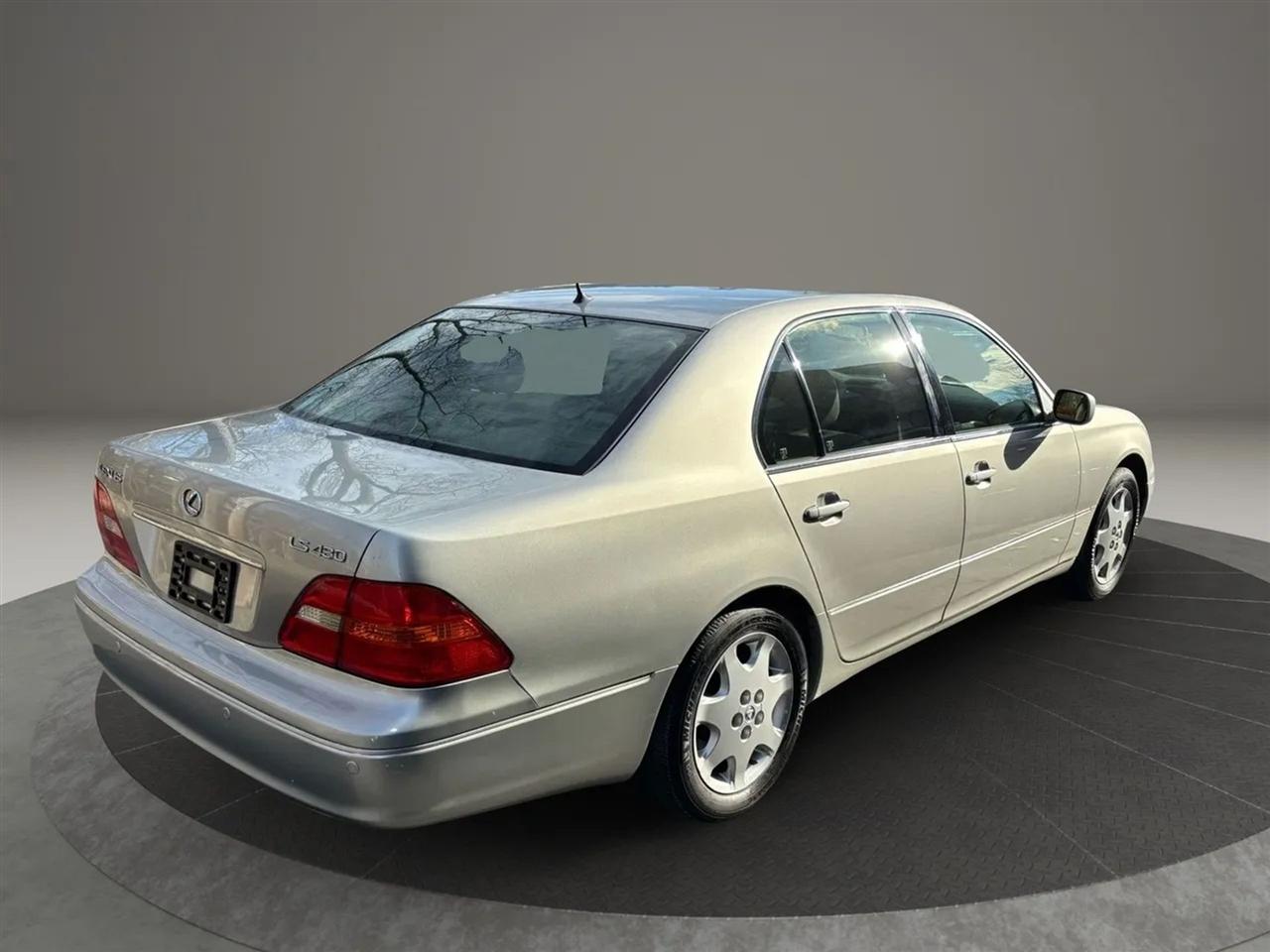 Lexus LS 430 Sedan 2003