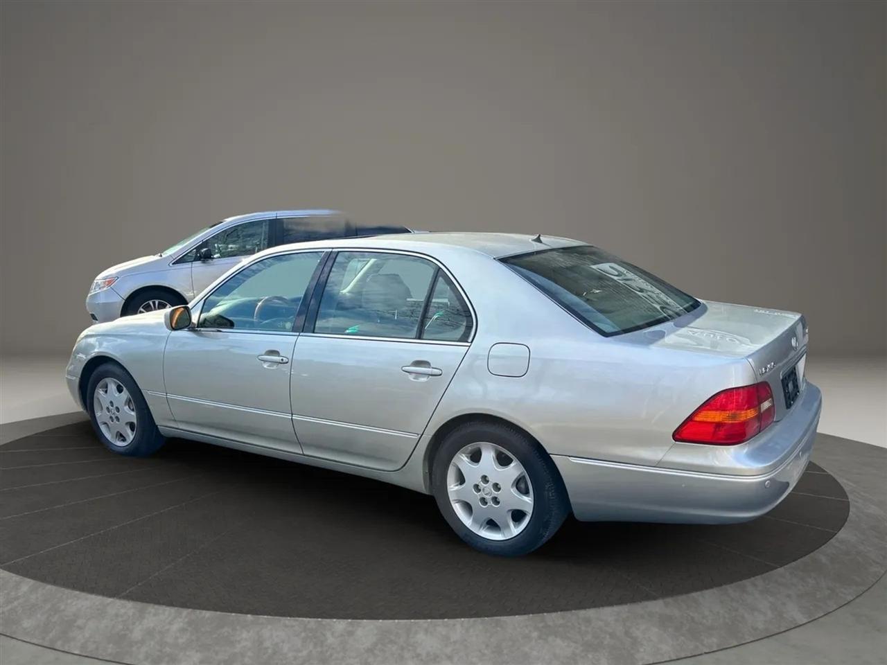 Lexus LS 430 Sedan 2003